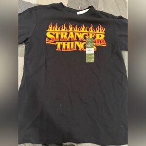 Kids Netflix Stranger Things T-Shirts Sz XL